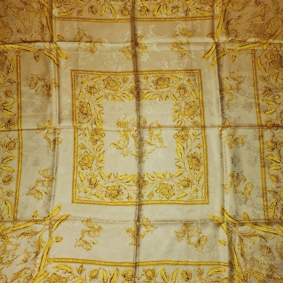 Nina Ricci Gold scarf ✨️ 💛 - Picture 10 of 14